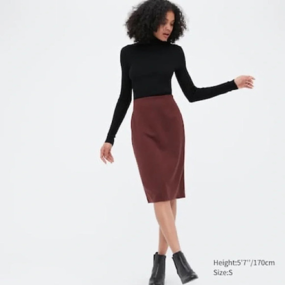 Uniqlo Dresses & Skirts - ‼️ 50% OFF ‼️🌟⭐️✨CLEARANCE SALE  ✨⭐️🌟 UNIQLO | MAROON MIDI PENCIL SKIRT